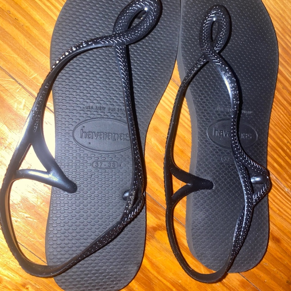 Brand new sandals Havaianas, Black size 7!